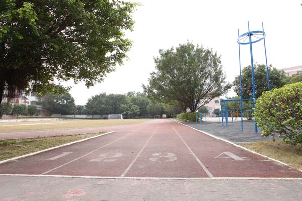 学校操场