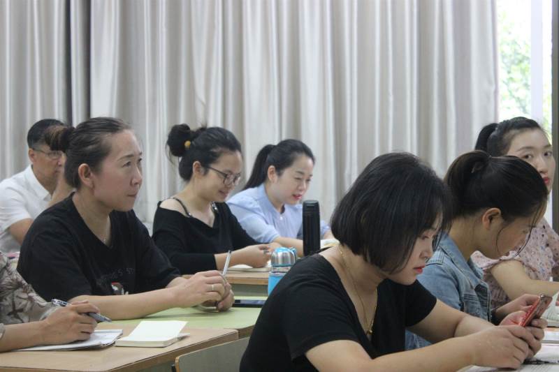 催乳師課程教學(xué)現(xiàn)場
