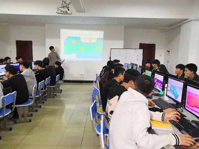現(xiàn)場教學