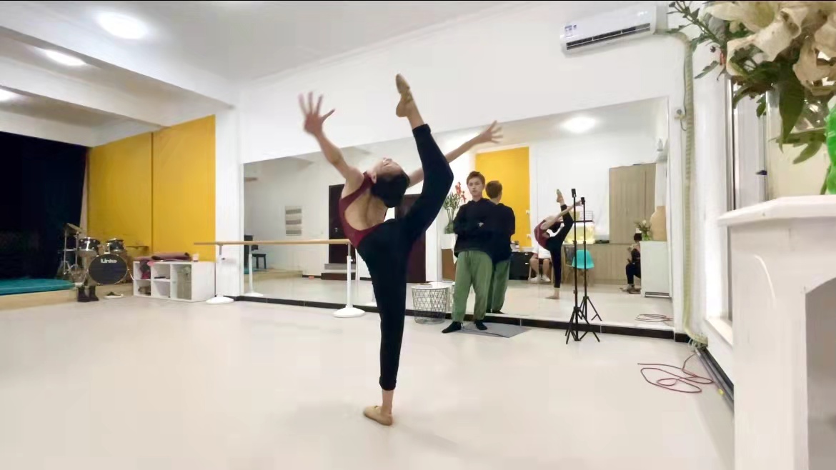 舞蹈课教学