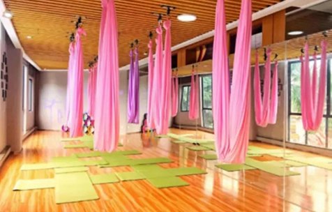 空中瑜伽教室