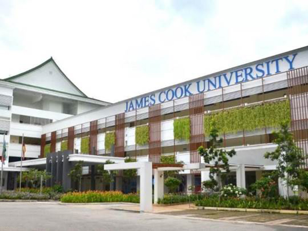 James Cook University--詹姆斯·库克大学