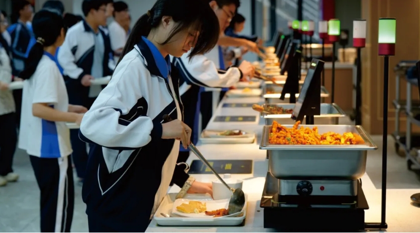 食堂饭菜