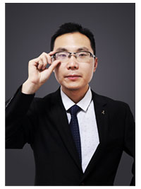 高校讲师：陈剑毅