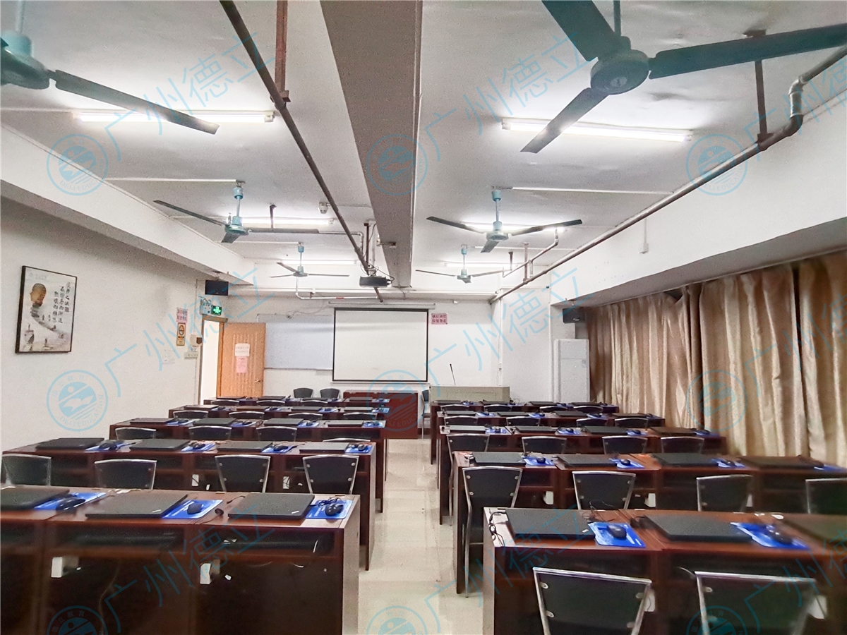 学校环境